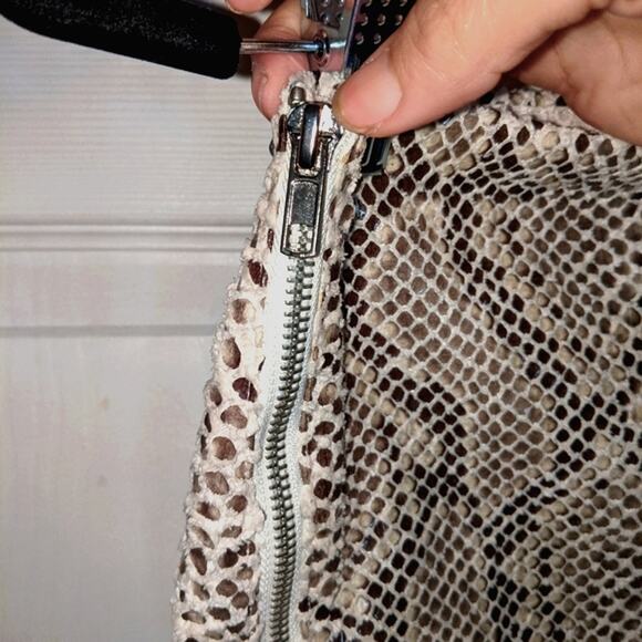 Olivaceous Vanilla Sky Tan & Brown Asymmetrical Snake Print Skirt M - Picture 11 of 16